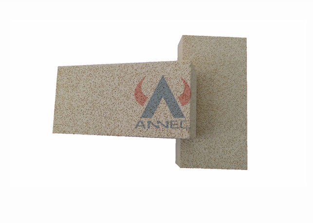 Anti Korosi Kapur Kiln 1260C 2 Fe2O3 Isolasi Bata Api / Bata Isolasi Alumina Tinggi