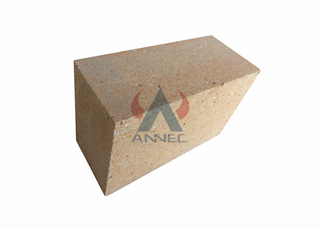 Curved Refractory Oven Sk40 Bulk Density 2300~2350 Kg/m3 Tahan Api Bata Alumina Tinggi