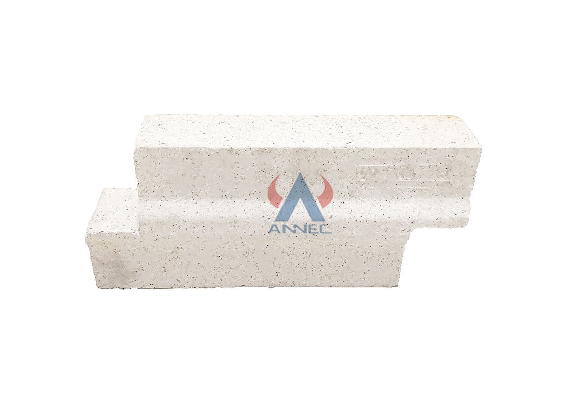 SK40 Bata Alumina Tinggi Berbasis Korundum Banyak Digunakan Untuk Kiln Rotary, Kompor Ledakan Panas Dan Kiln Kapur