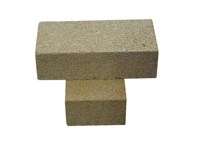 Refraktori Tinggi 1580C 1770C Bata Tahan Api Putih Ringan Isolasi Mullite Firebrick