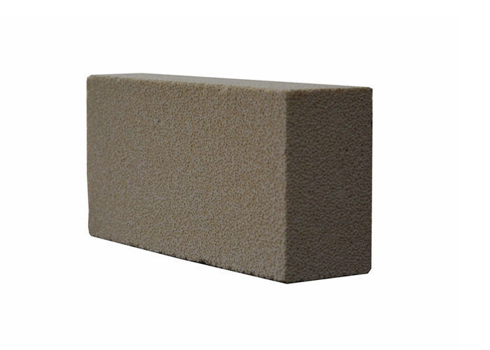 Refraktori Tinggi 1580C 1770C Bata Tahan Api Putih Ringan Isolasi Mullite Firebrick